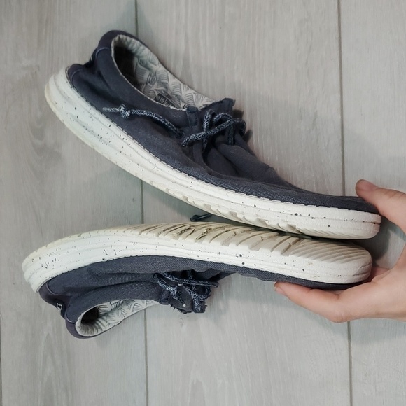 Hey Dude Mens Wally Chambray Blue Mirage Loafer Slip on shoes sz 10 - Picture 9 of 11